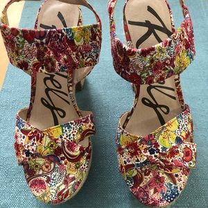 Floral platform sandals